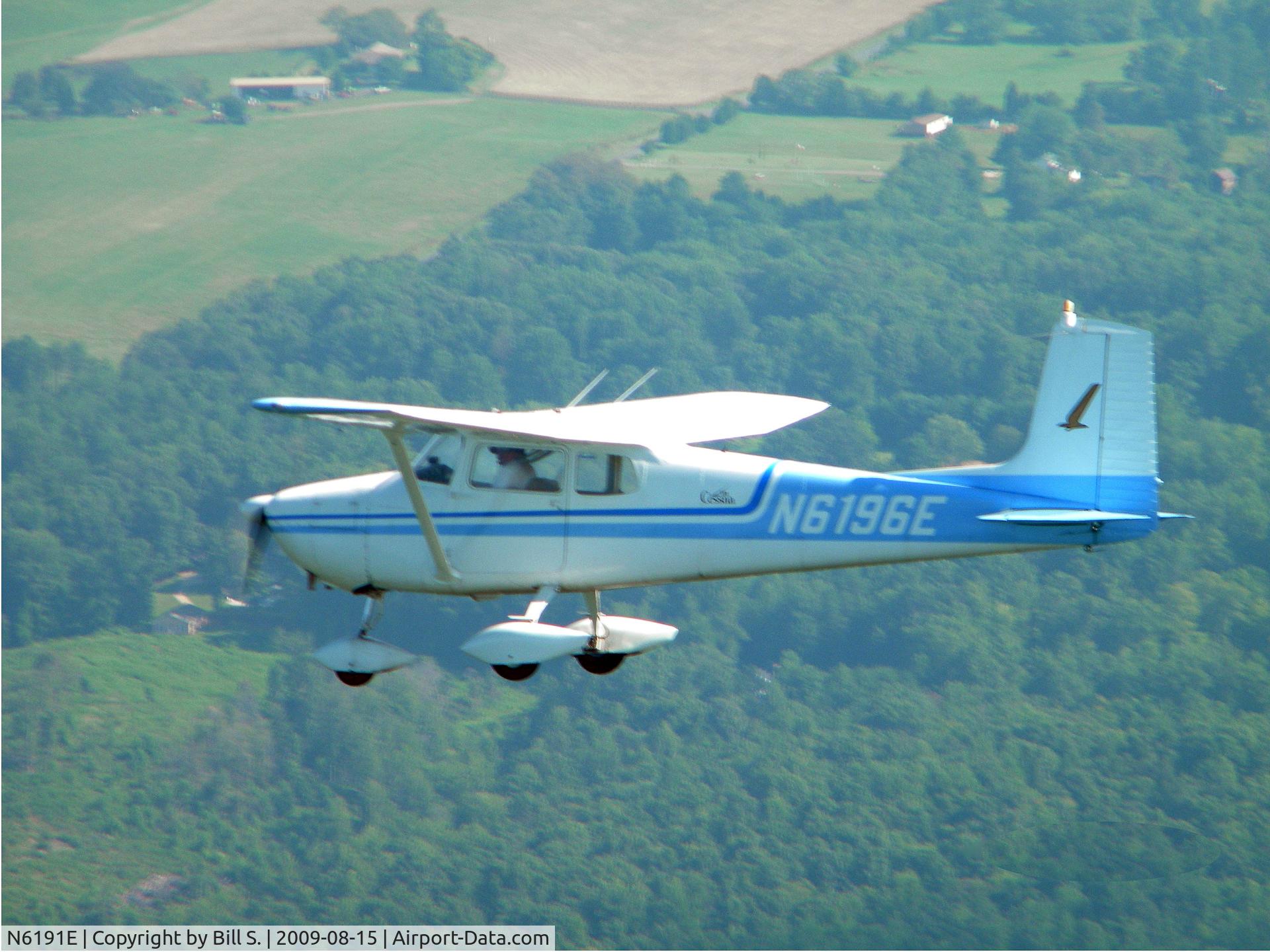 N6191E, 1958 Cessna 172 C/N 46291, In the air over Warrenton, Virginia.