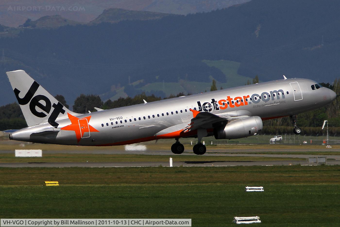 VH-VGO, 2010 Airbus A320-232 C/N 4356, rotating from 20