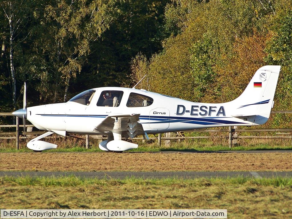 D-ESFA, Cirrus SR20 C/N 1153, [Kodak Z812IS]