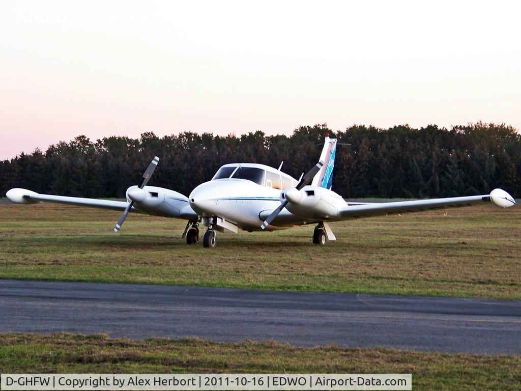 D-GHFW, 1967 Piper PA-30-160 B Twin Comanche C/N 30-1326, [Kodak Z812IS]