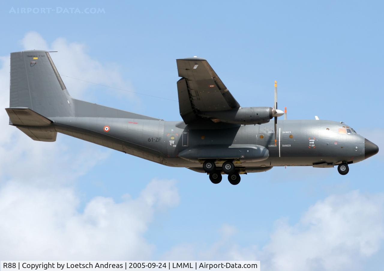 R88, Transall C-160R C/N 88, Landing RWY 13