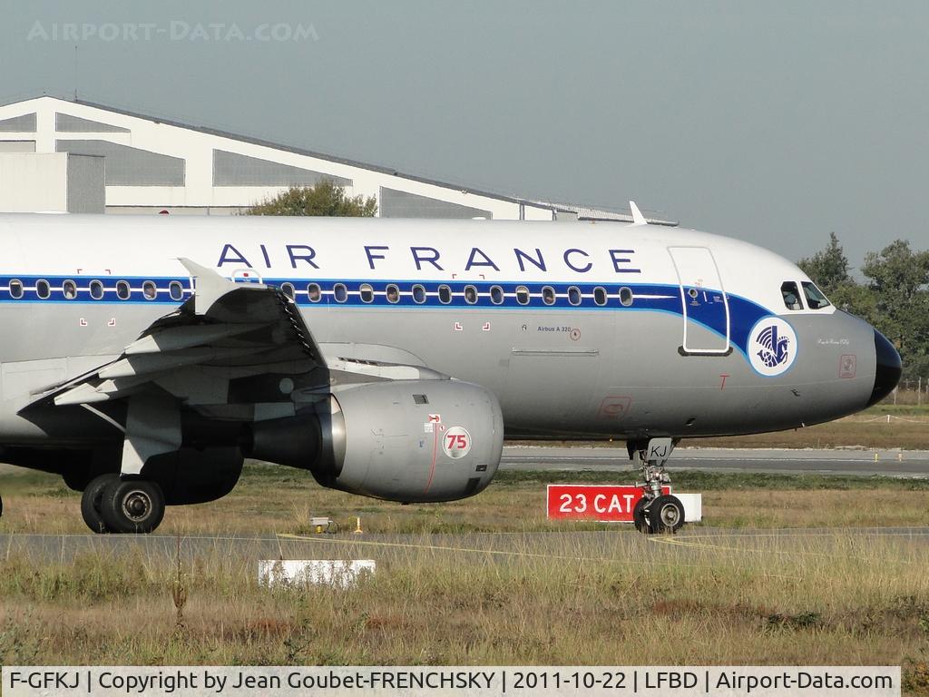 F-GFKJ, 1989 Airbus A320-211 C/N 0063, le 