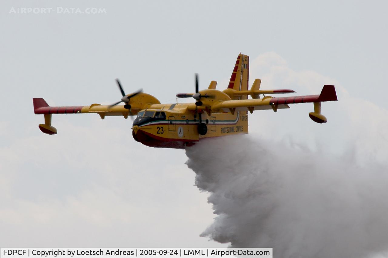 I-DPCF, Bombardier CL-415 (CL-215-6B11) C/N 2059, water shower