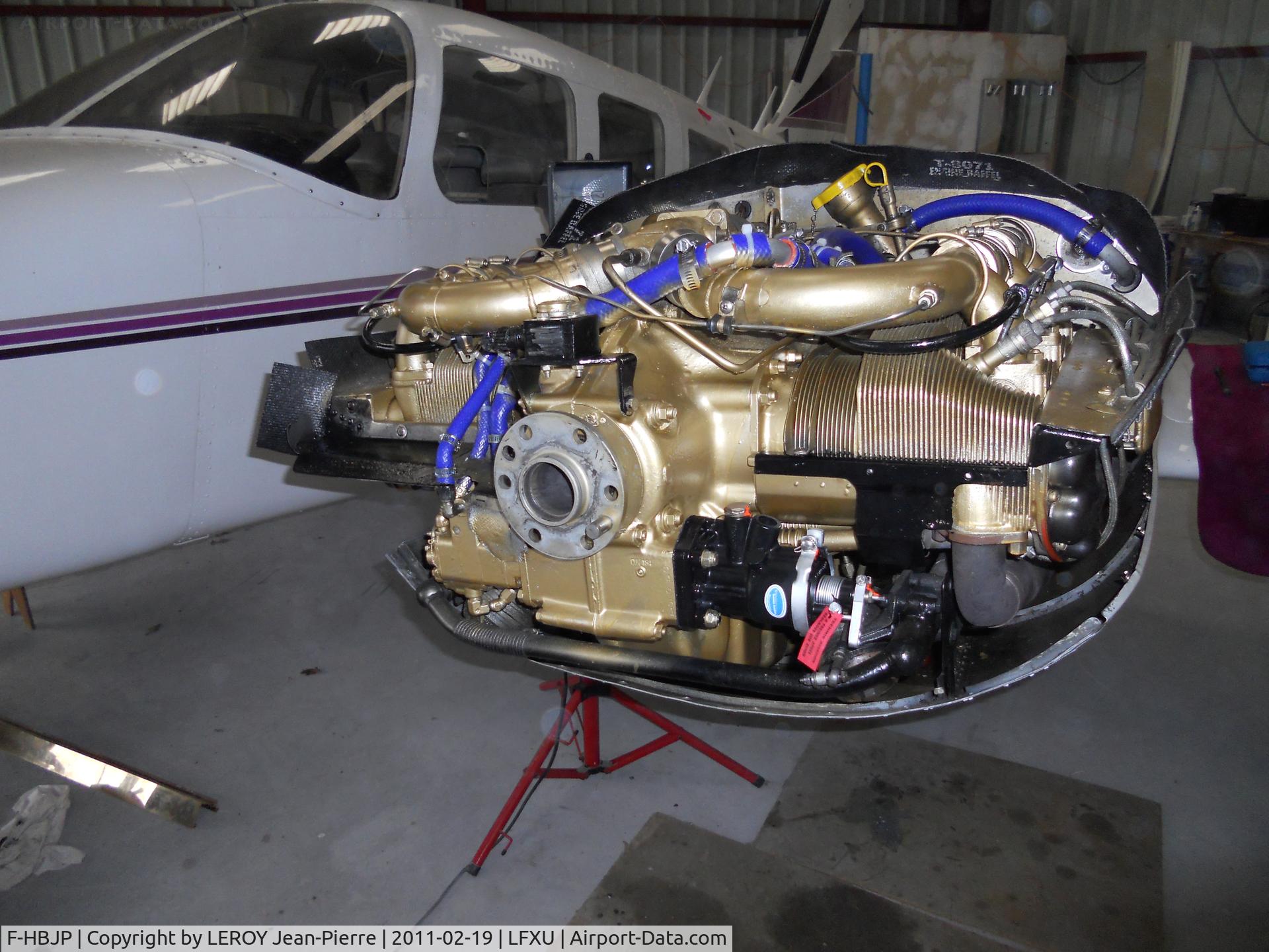 F-HBJP, 1975 Piper PA-34-200T Seneca II C/N 34-7570228, Annual visit 2011