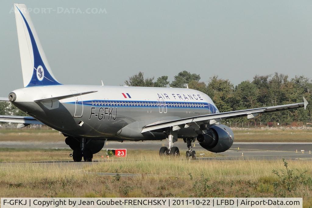 F-GFKJ, 1989 Airbus A320-211 C/N 0063, le 