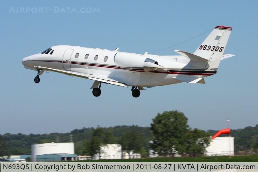 N693QS, 2006 Cessna 560XLS Citation Excel C/N 560-5657, Departing Newark, Ohio