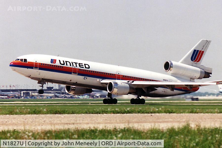 N1827U, 1975 McDonnell Douglas MD-10-10F C/N 46626, Taking off from ORD's runway 22L. April 1991 - exact date unknown.