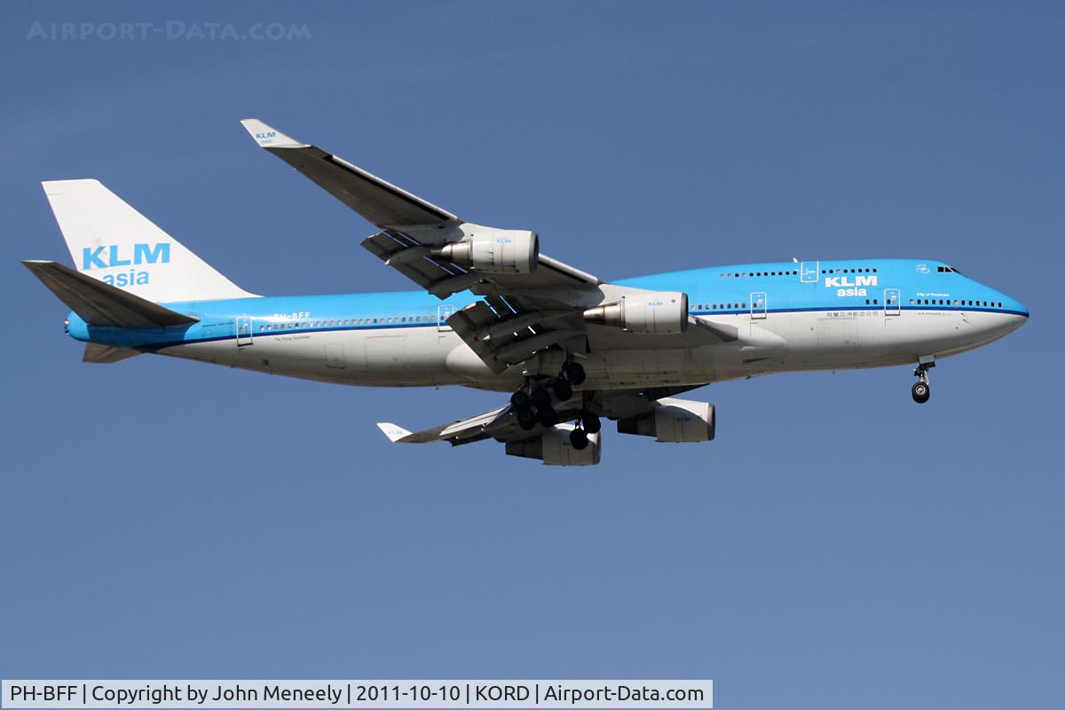PH-BFF, 1990 Boeing 747-406BC C/N 24202, Short final