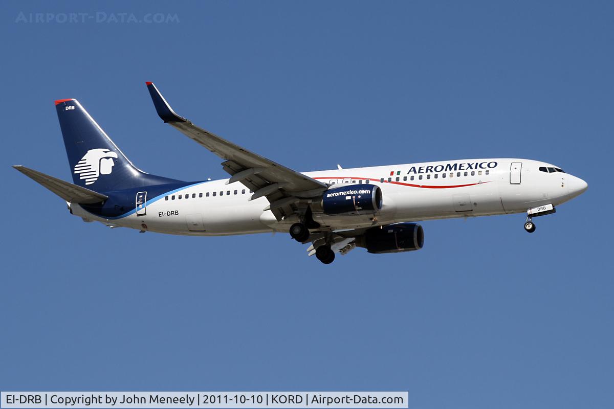 EI-DRB, 2006 Boeing 737-852 C/N 35115, Short final for 14R