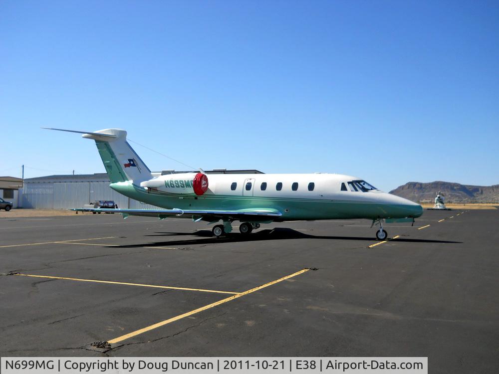 N699MG, 1985 Cessna 650 C/N 6500094, Seen on the ramp at Alpine-Casparis Airport.