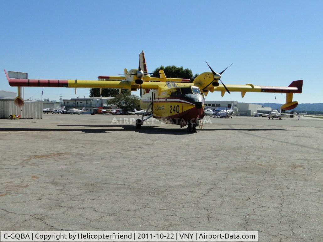 C-GQBA, 1995 Canadair CL-215-6B11 CL-415 C/N 2005, Waiting for a callout