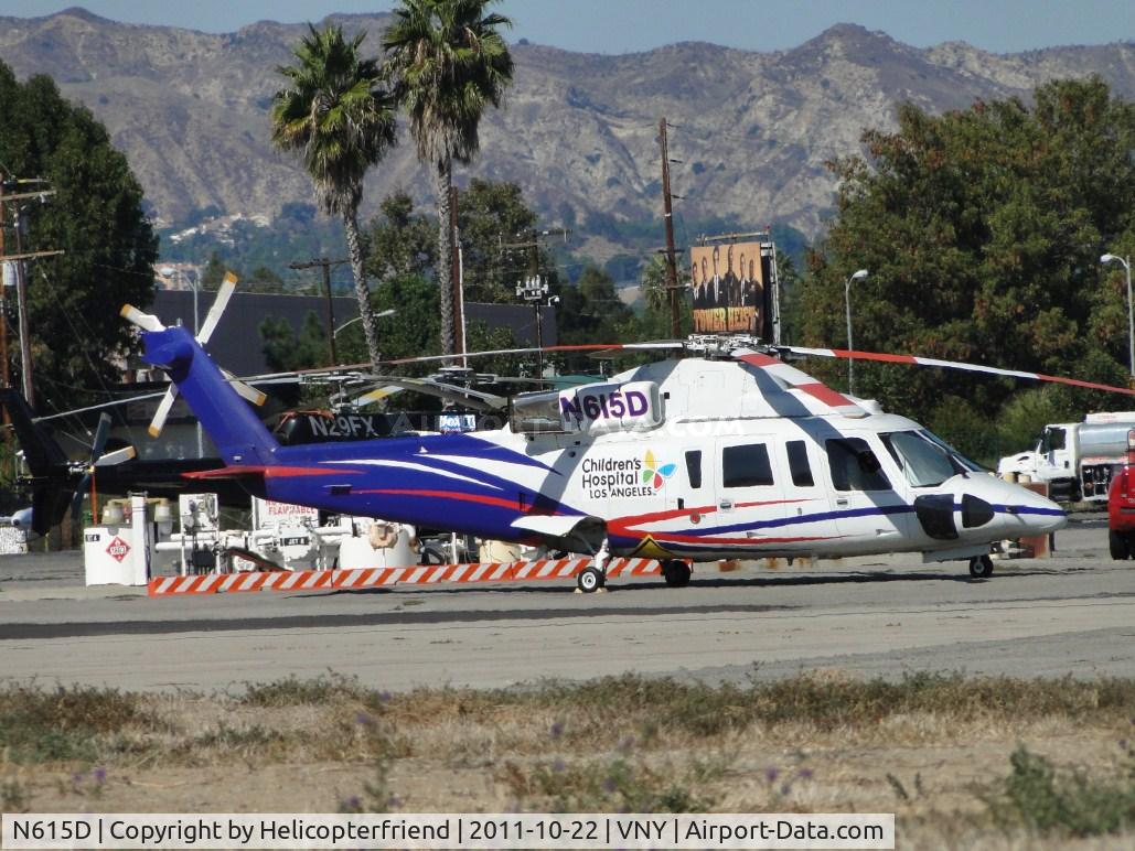 N615D, 1985 Sikorsky S-76B C/N 760328, Children's Hospital helicopter waiting an assignment