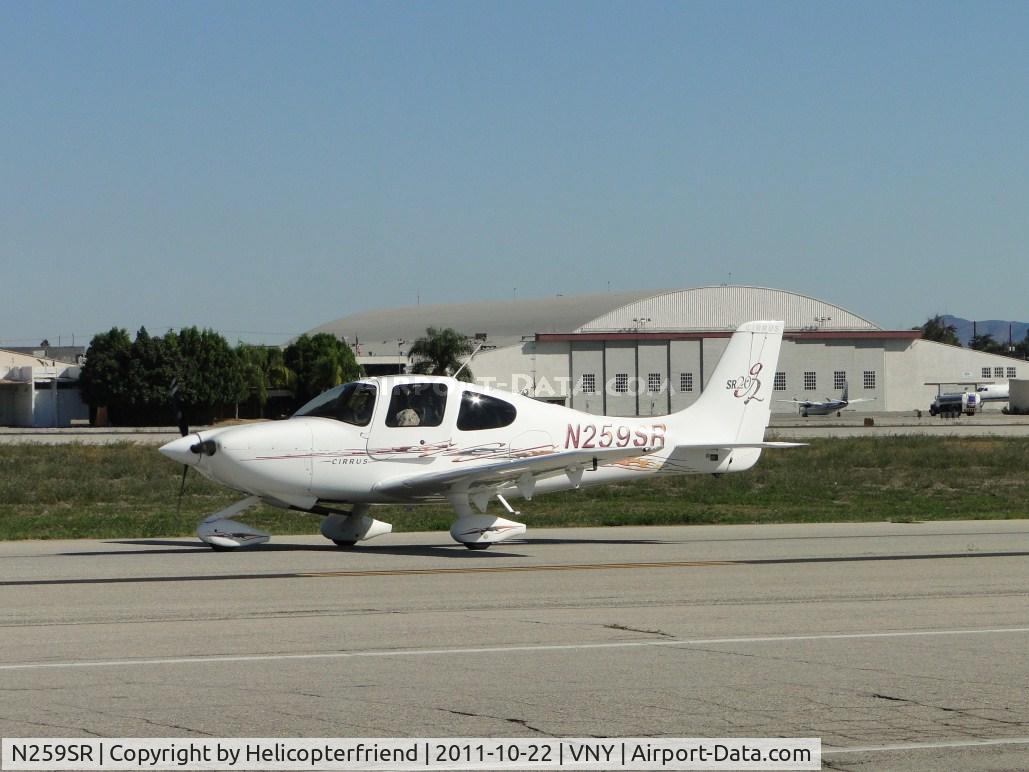 N259SR, 2006 Cirrus SR20 C/N 1749, Taxiing towards runway 16R