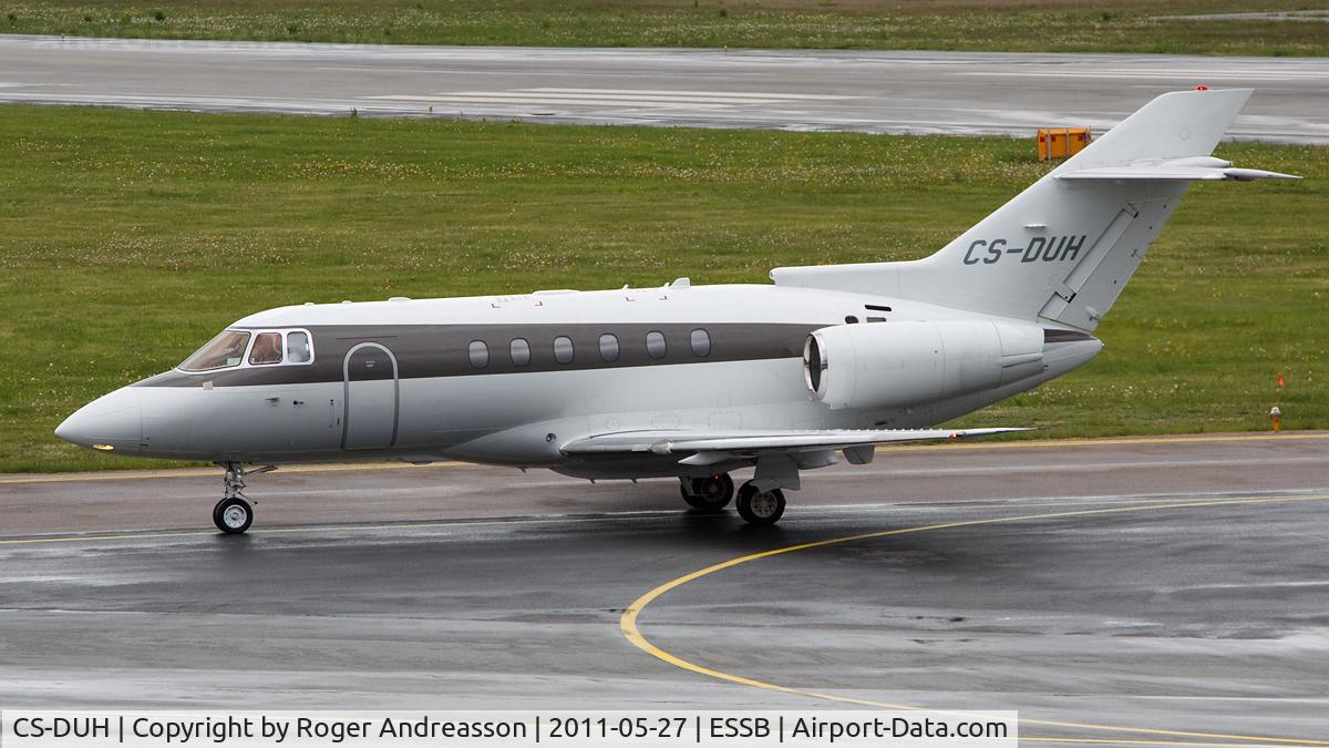 CS-DUH, 2009 Hawker Beechcraft 750 C/N HB-21, Arriving at Bromma