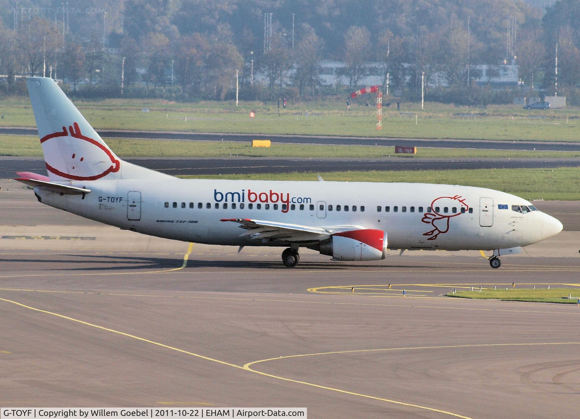 G-TOYF, 1997 Boeing 737-36N C/N 28557, Taxi to the runway of Schiphol Airport