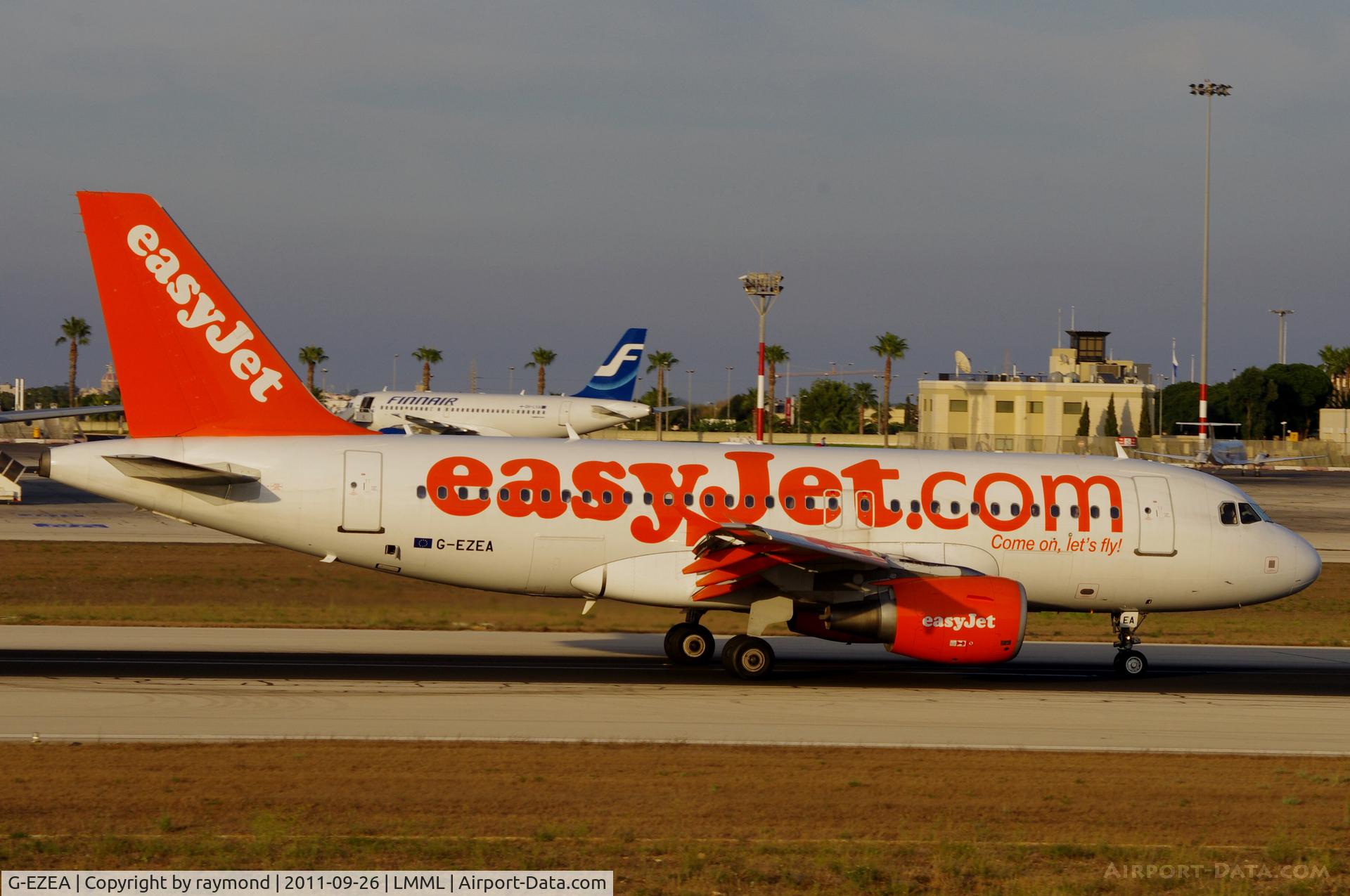 G-EZEA, 2003 Airbus A319-111 C/N 2119, A319 G-EZEA Easyjet