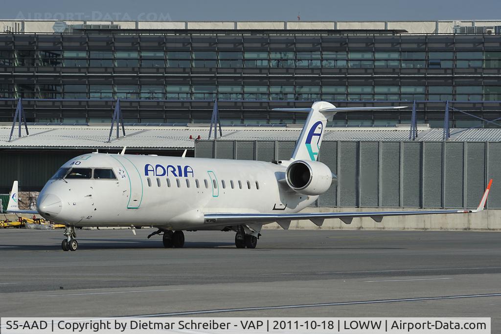 S5-AAD, 1997 Canadair CRJ-200LR (CL-600-2B19) C/N 7166, Adria Regionaljet