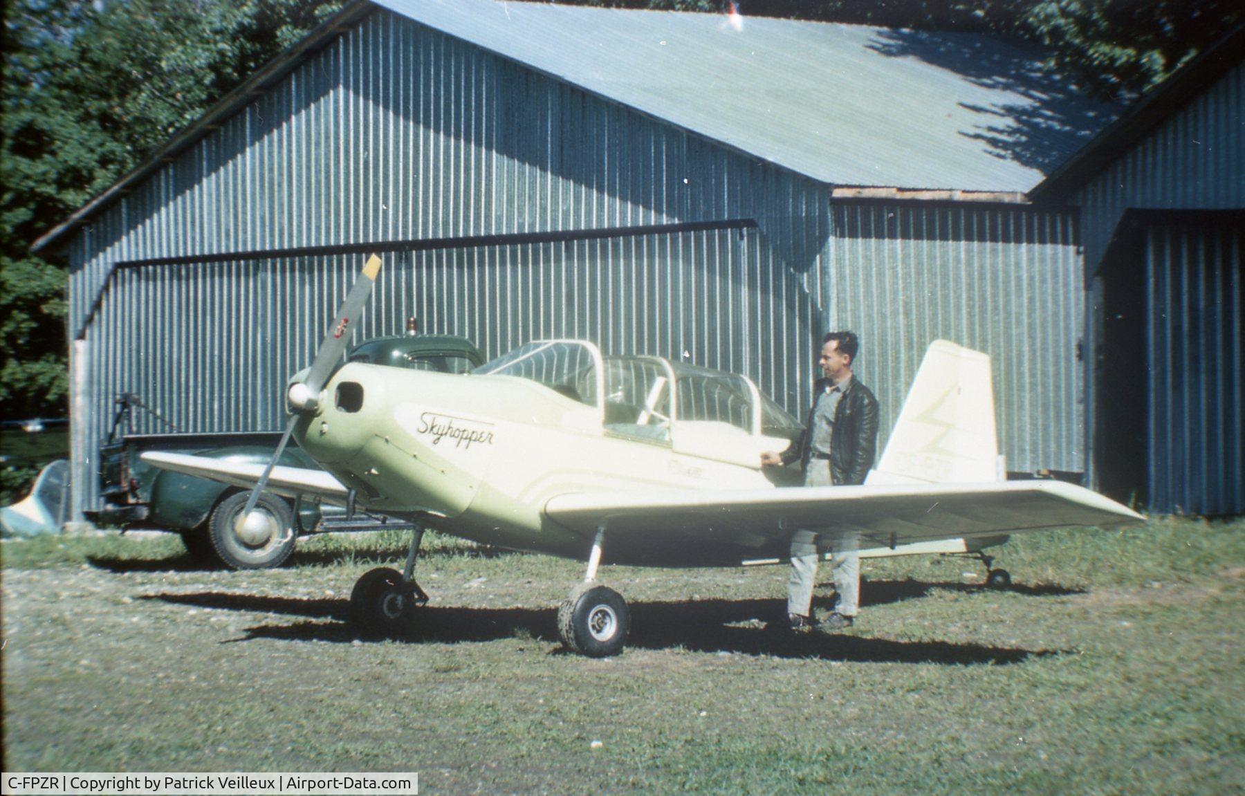 C-FPZR, 1965 artisanal skyhopper C/N unknown, the only thin i know so far is that plane crached on a barn. picture taken compton quebec, canada