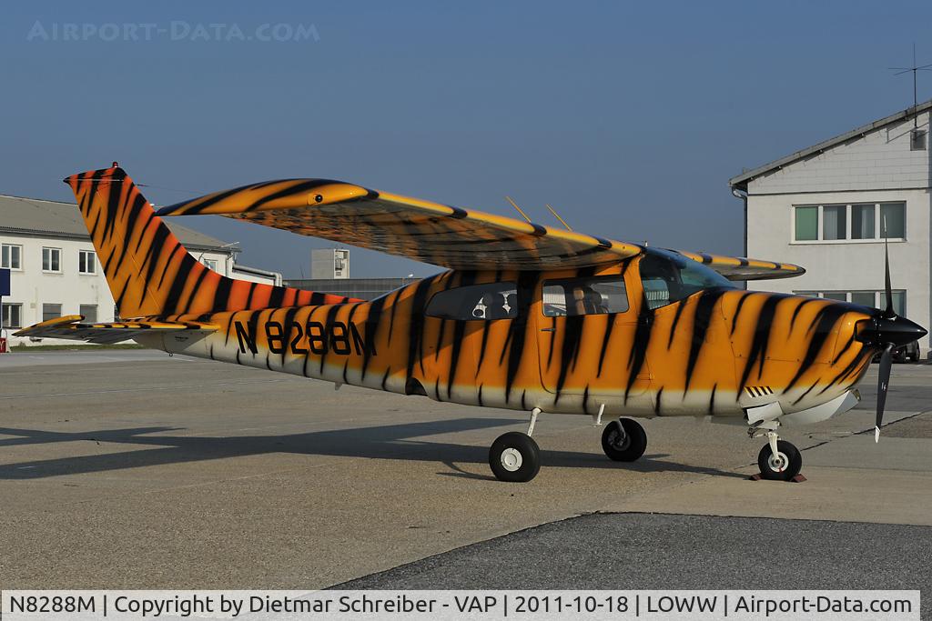 N8288M, 1970 Cessna 210K Centurion C/N 21059288, Cessna 210