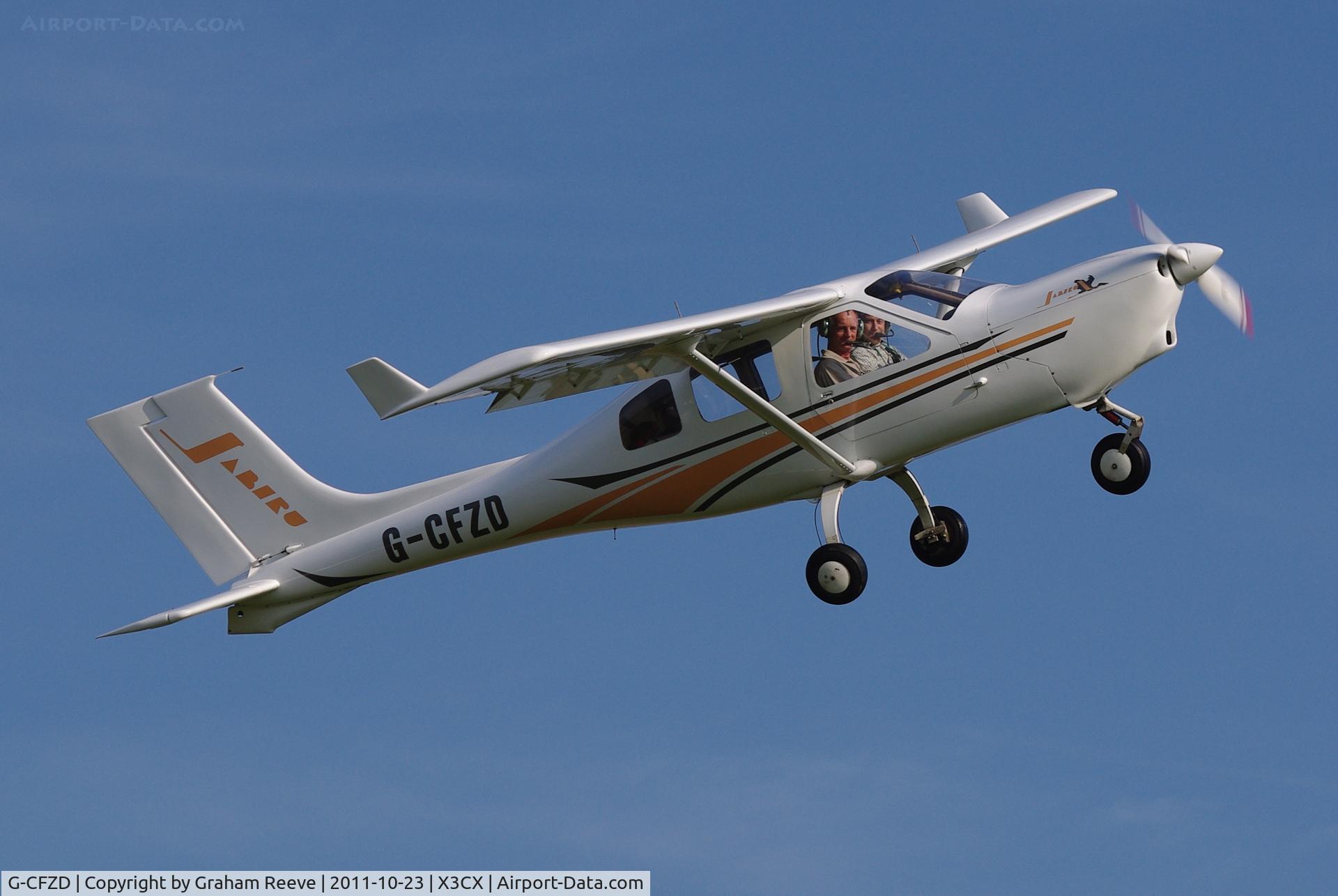 G-CFZD, 2009 Jabiru J430 C/N LAA 336-14833, Departing from Northrepps.