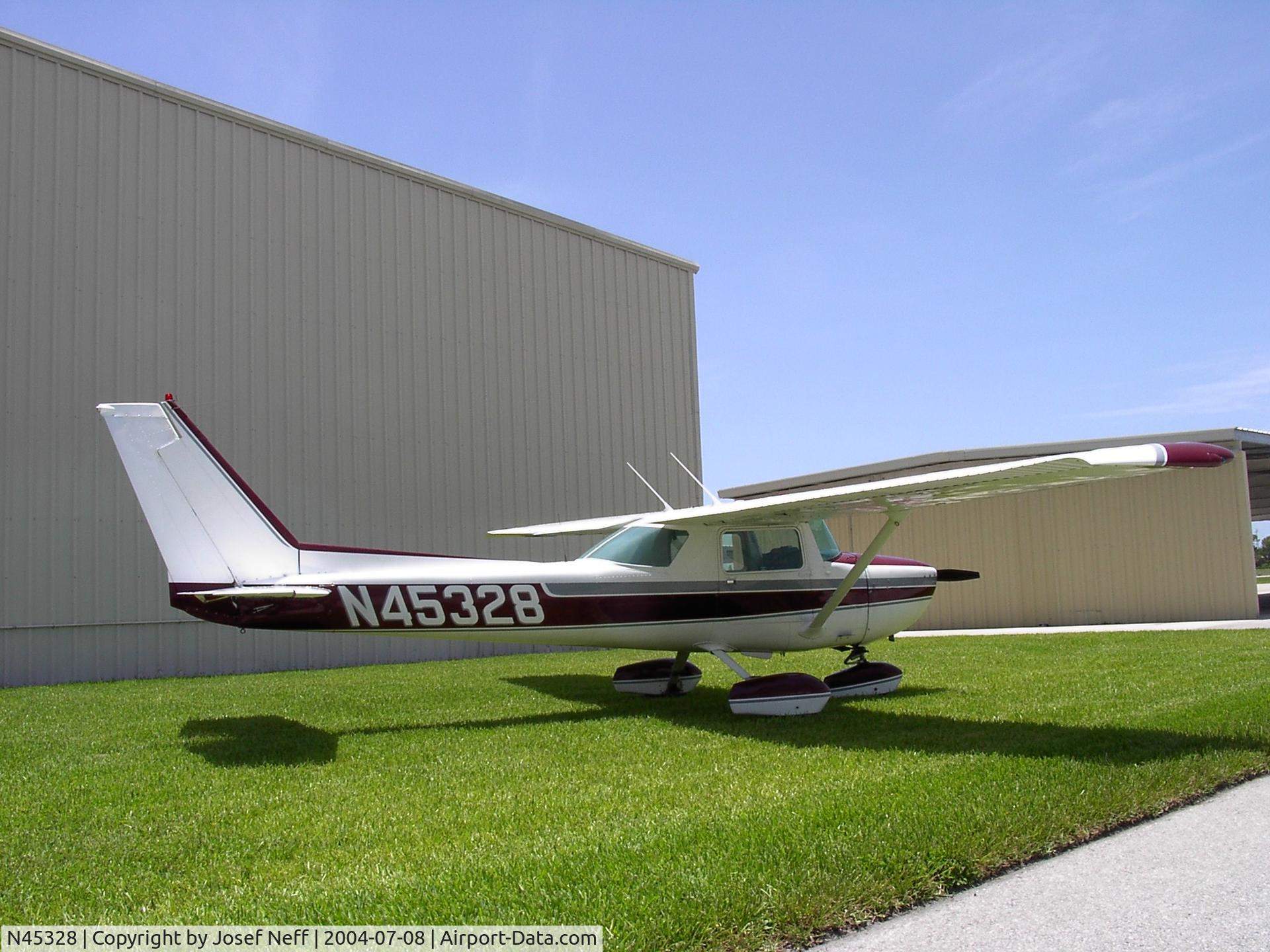 N45328, 1975 Cessna 150M C/N 15076846, C150M at Kapf  Naples Fl