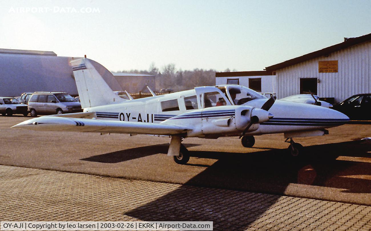 OY-AJI, 1972 Piper PA-34-200 C/N 34-7250312, RKE Roskilde Denmark 26.2.03