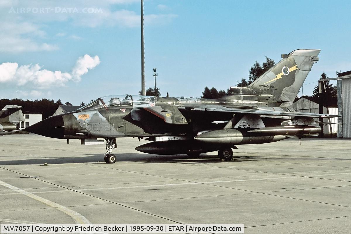 MM7057, Panavia Tornado IDS C/N 456/IS056/5066, static display
