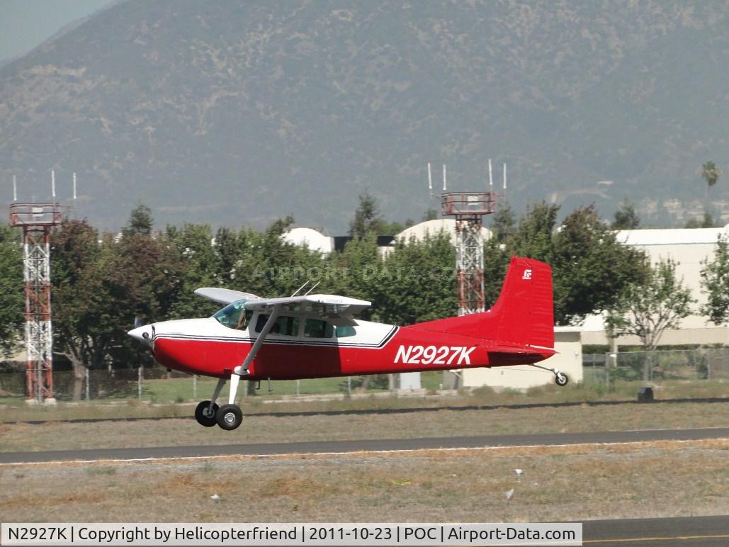 N2927K, 1979 Cessna 180K Skywagon C/N 18053132, On final reaching for the runway