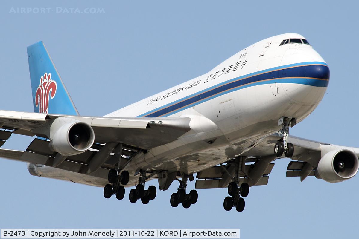 B-2473, 2002 Boeing 747-41BF/SCD C/N 32803, Short final for 14R