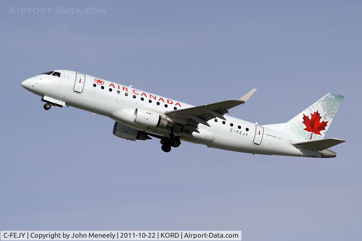 C-FEJY, 2005 Embraer 175SU (ERJ-170-200SU) C/N 17000097, 22L departure