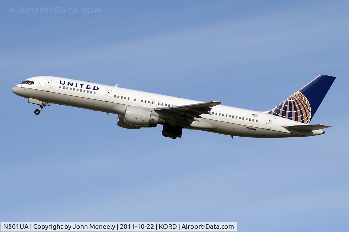 N501UA, 1989 Boeing 757-222 C/N 24622, 22L departure