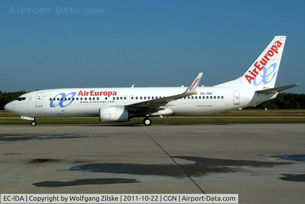 EC-IDA, 2002 Boeing 737-86Q C/N 32773, visitor