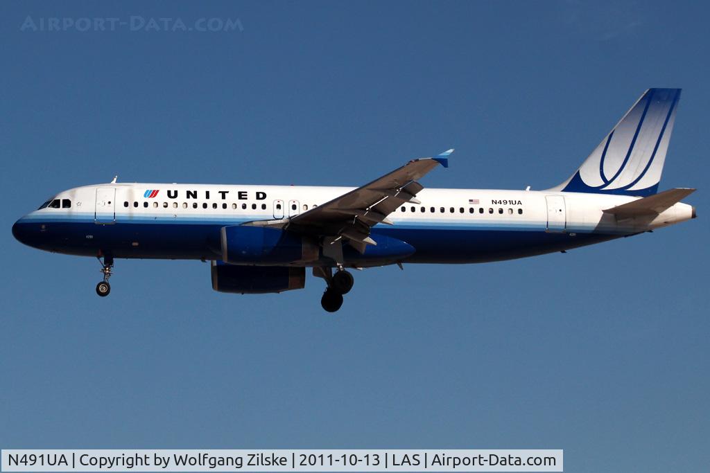 N491UA, 2002 Airbus A320-232 C/N 1741, visitor