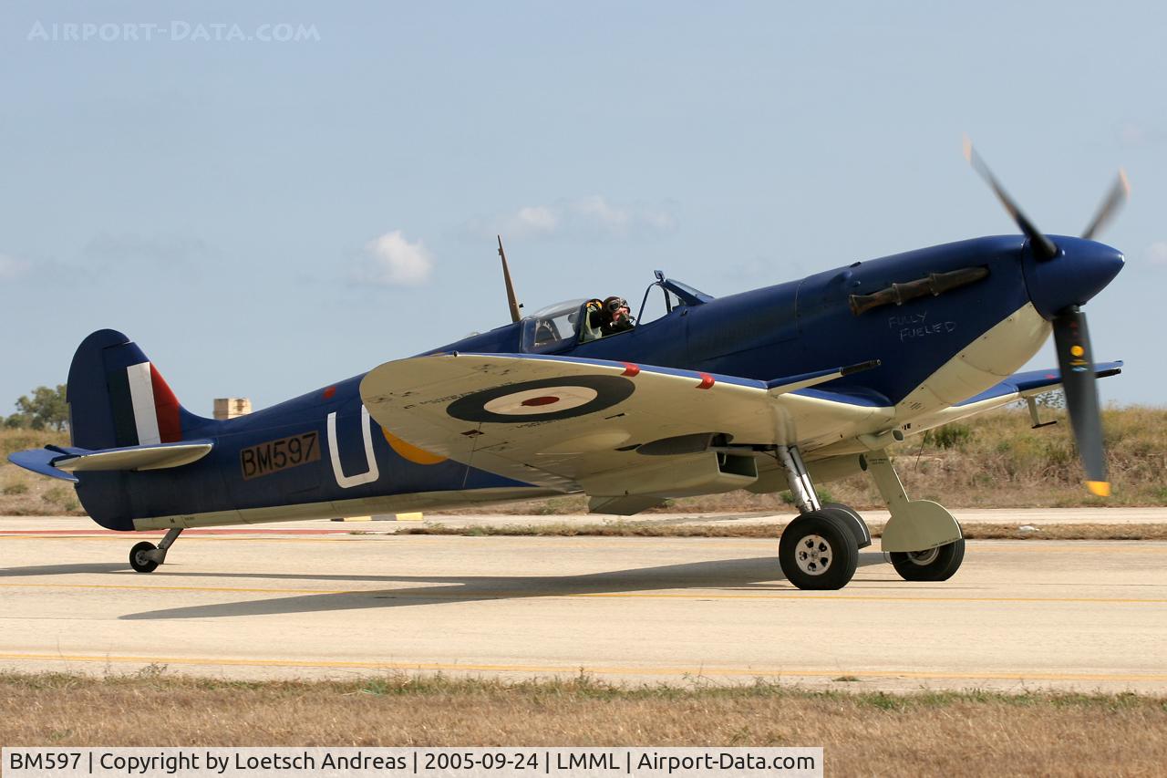 BM597, 1942 Supermarine 349 Spitfire LF.Vb C/N CBAF.2461, taxi to twy