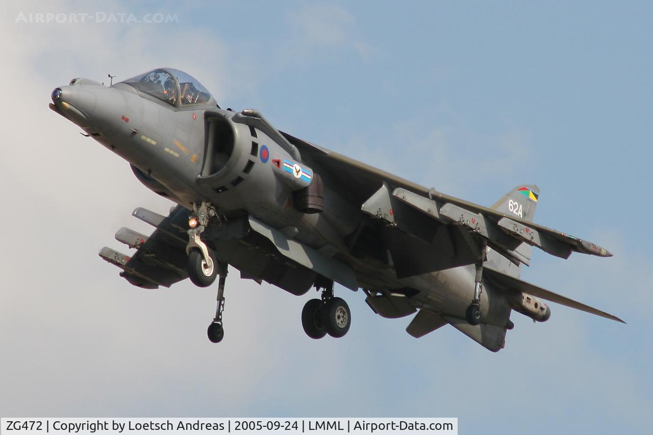 ZG472, British Aerospace Harrier GR.7A C/N P62, close on me, but very loud