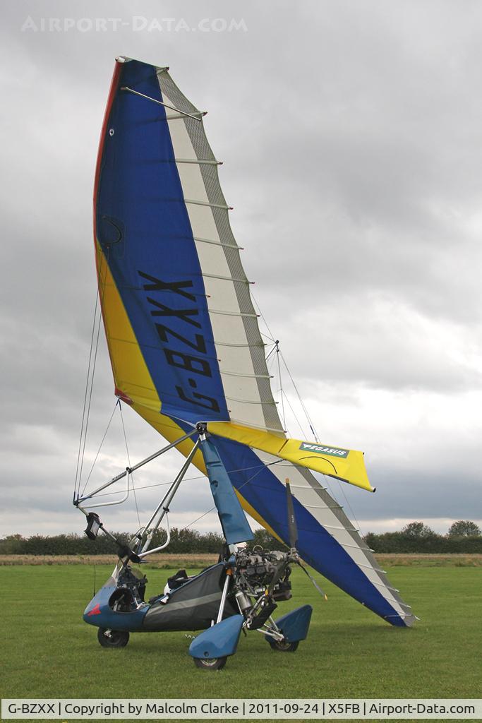 G-BZXX, 2001 Pegasus Quantum 15-912 C/N 7812, Pegesus Quantum 912, Fishburn Airfield, September 2011.