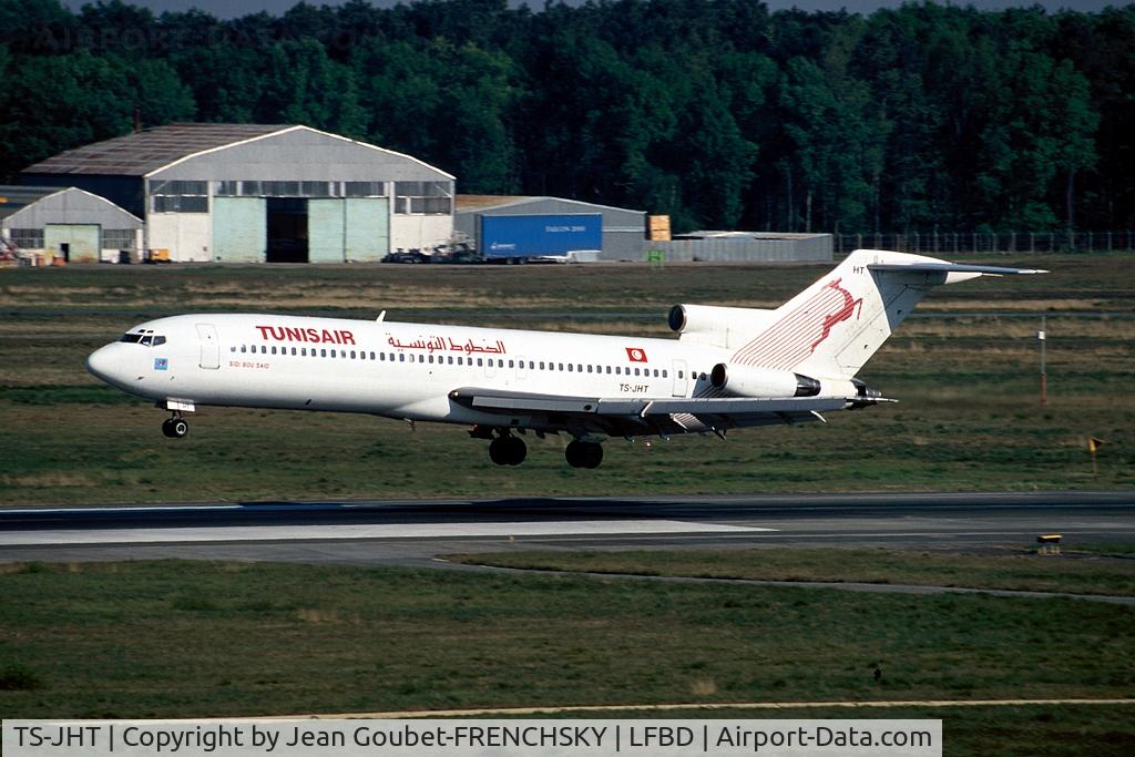 TS-JHT, 1976 Boeing 727-2H3 C/N 21235, Sidi Bou Said landing 23