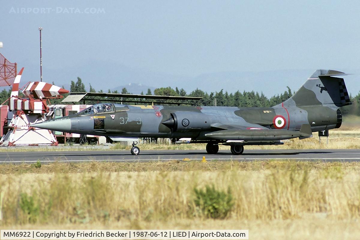 MM6922, Aeritalia F-104S-ASA Starfighter C/N 1222, taxying to the active