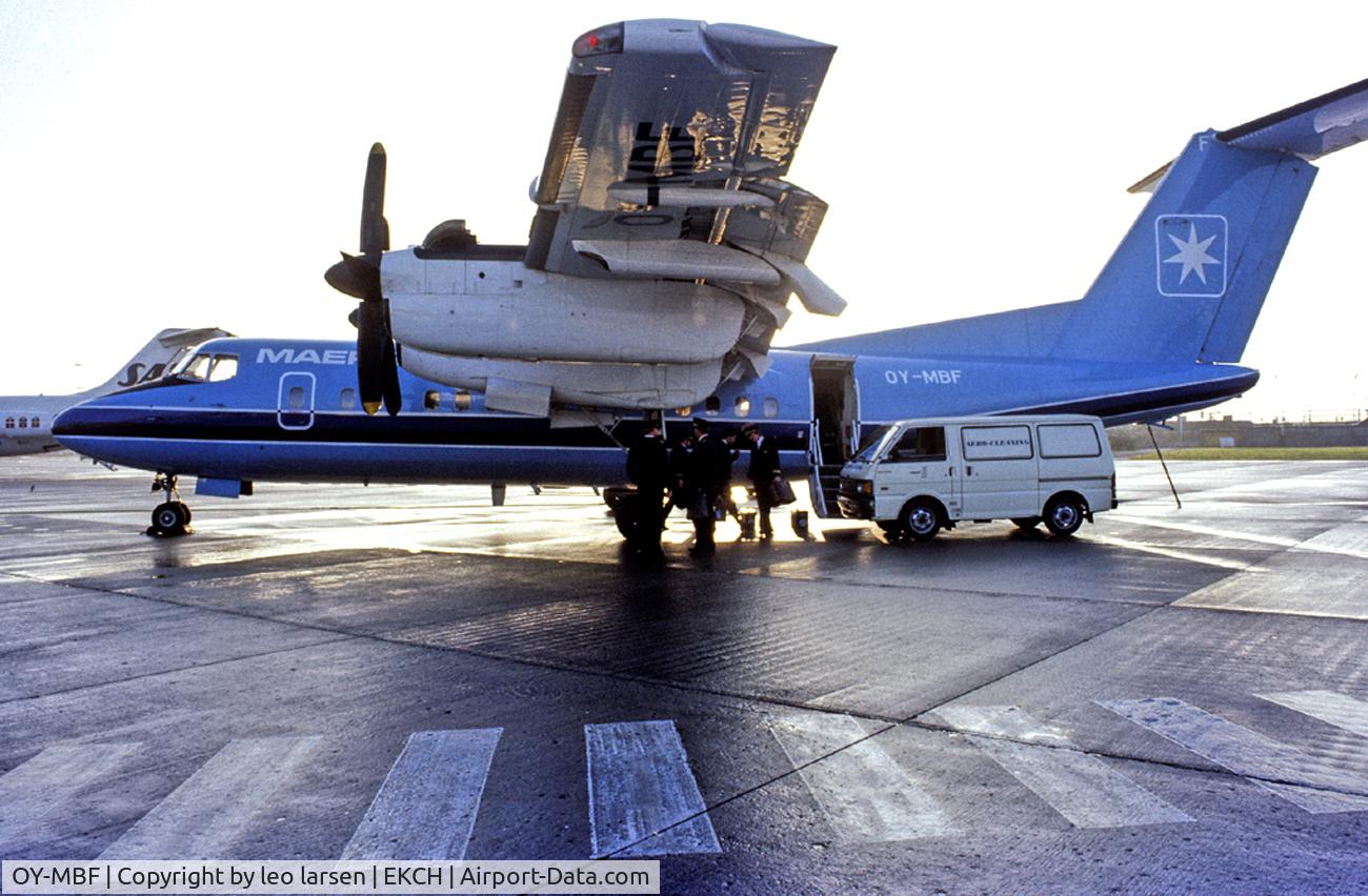 OY-MBF, 1986 De Havilland Canada DHC-7-102 Dash 7 C/N 33, CPH Kastrup 9.86