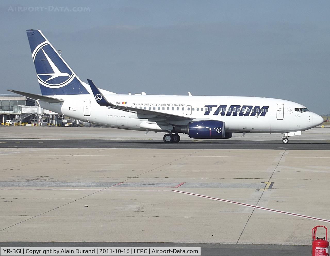 YR-BGI, 2003 Boeing 737-78J C/N 28439, Substitued to the A318 on the airline's afternoon frequency.