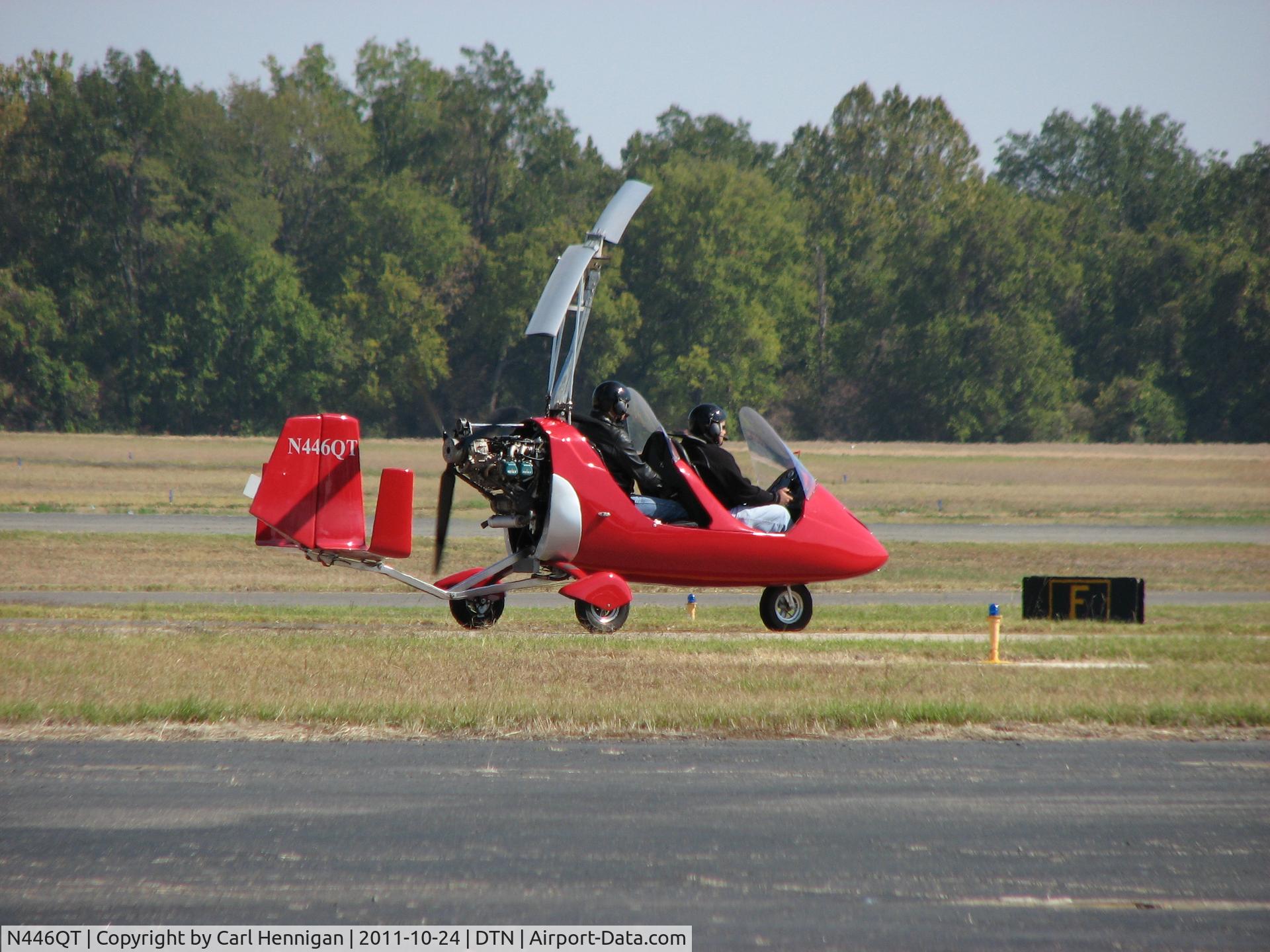 N446QT, 2011 AutoGyro MTOsport C/N 10137S, Taxing south on Foxtrot