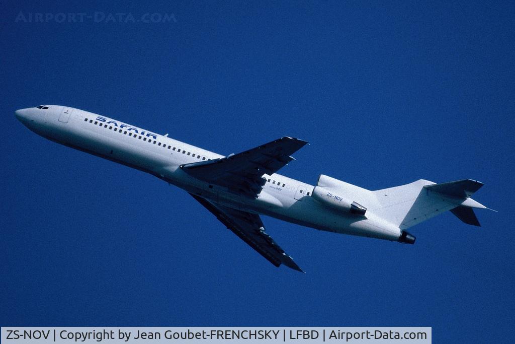 ZS-NOV, 1975 Boeing 727-230 C/N 21114/1178, SAFAIR take off 23