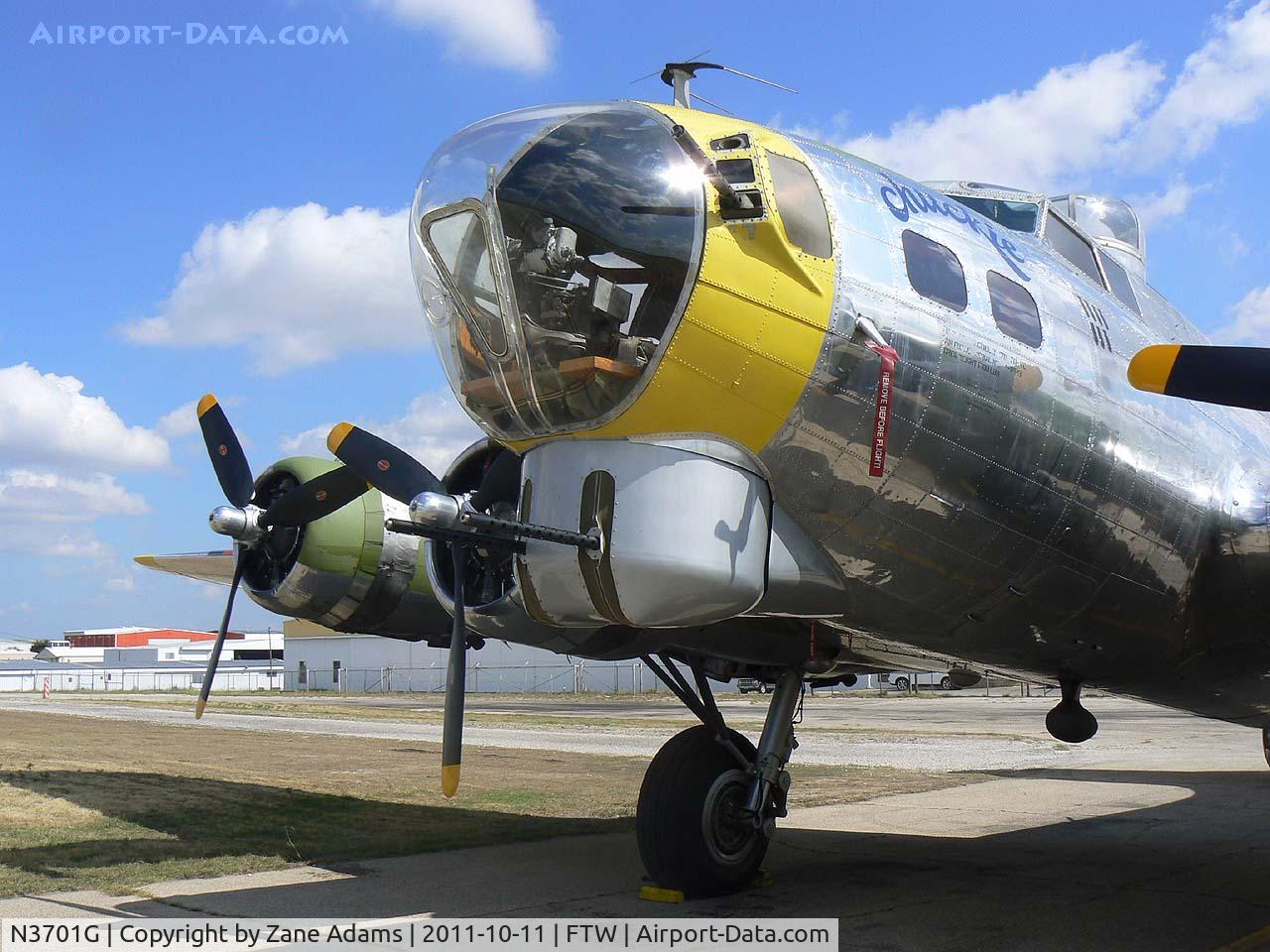 N3701G, 1944 Boeing B-17G Flying Fortress C/N 44-8543A, B-17 