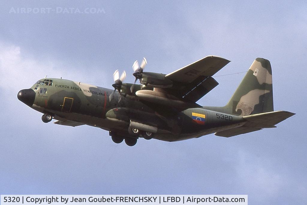 5320, 1975 Lockheed C-130H Hercules C/N 382-5320, landing 23