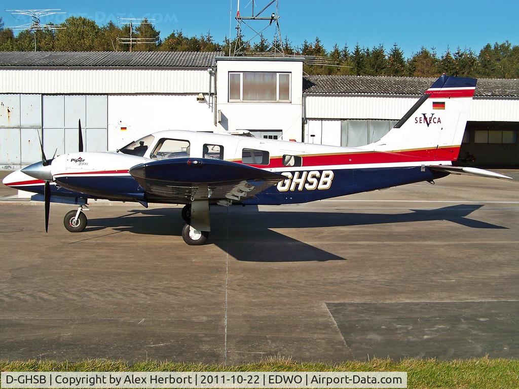 D-GHSB, Piper PA-34-220T Seneca V C/N 3449182, [Kodak Z812IS]