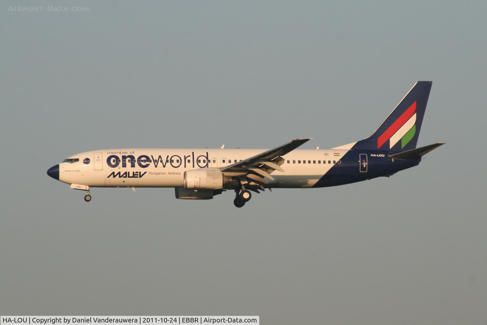HA-LOU, 2005 Boeing 737-8Q8 C/N 30684, Early arrival of flight MA600 to RWY 20