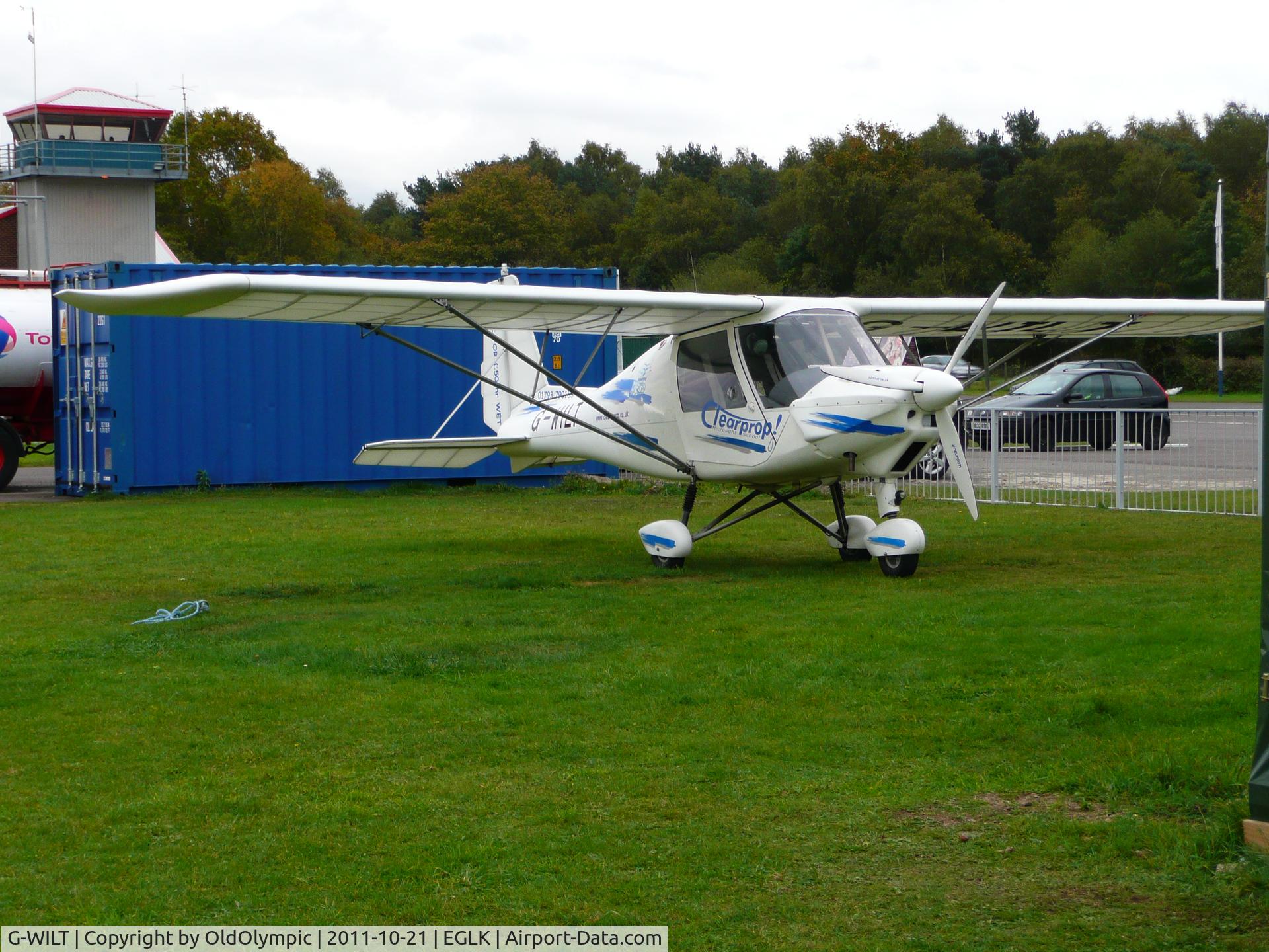 G-WILT, 2005 Comco Ikarus C42 FB100 C/N 0506-6687, Parked Blackbushe