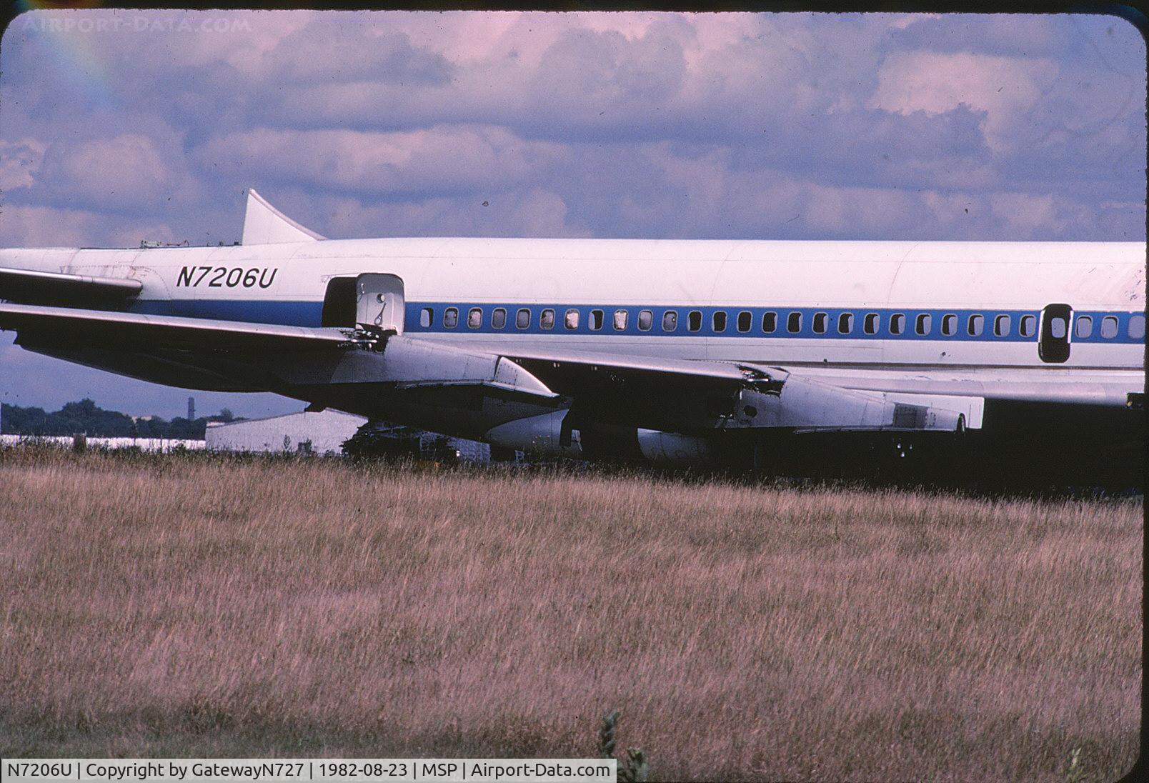 N7206U, 1960 Boeing 720-022 C/N 17912, The 1960s paint held up pretty well.