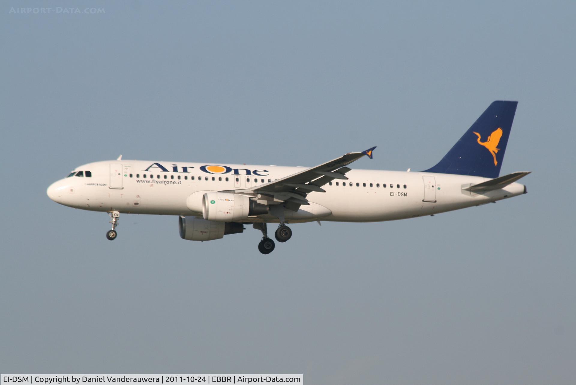 EI-DSM, 2007 Airbus A320-216 C/N 3362, Arrival of flight AZ156 to RWY 20