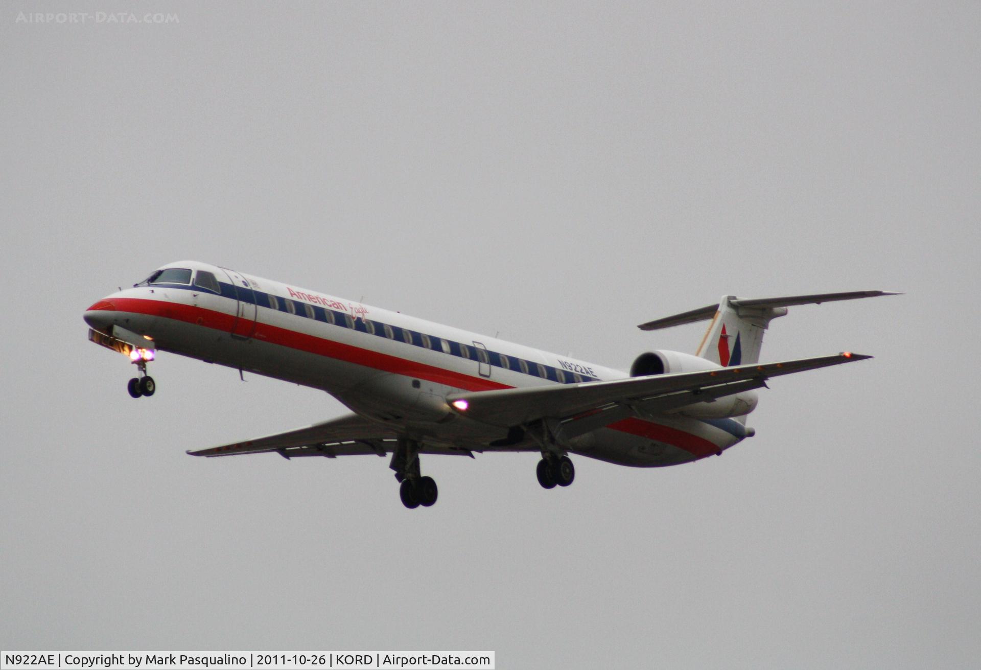 N922AE, 2005 Embraer ERJ-145LR (EMB-145LR) C/N 14500906, EMB-145LR
